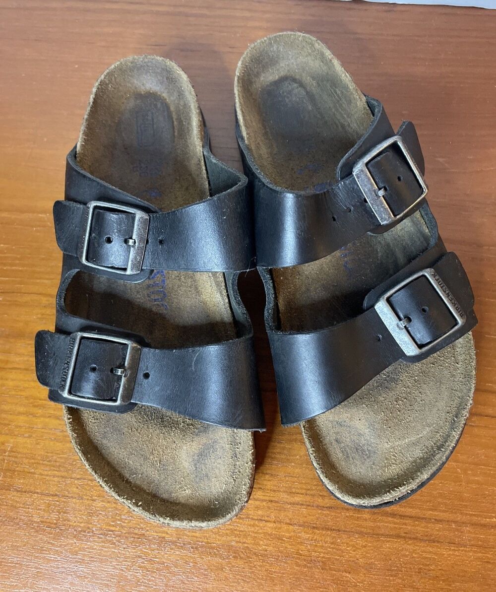 Birkenstock EU 36 Women’s Size 5.5 Sandals Black Arizona Padded Footbed